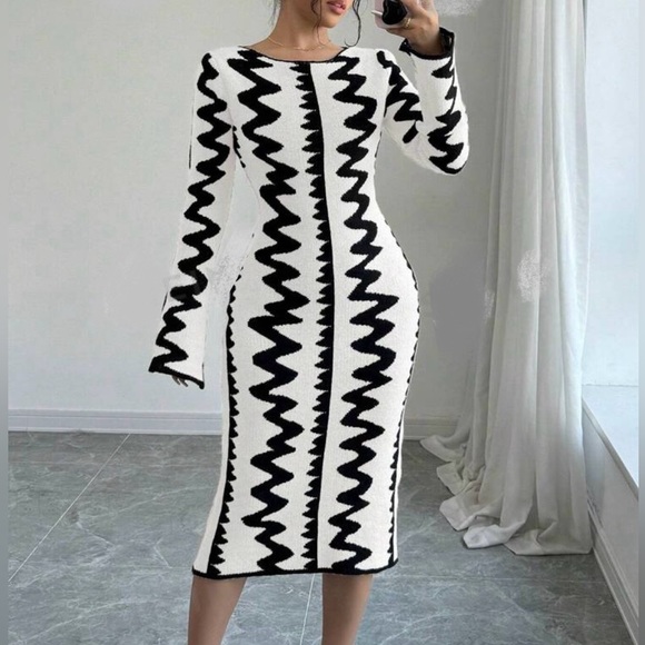 Classic Abstract Geo Sweater Flare Long Sleeve Sweater Dress - Picture 3 of 4